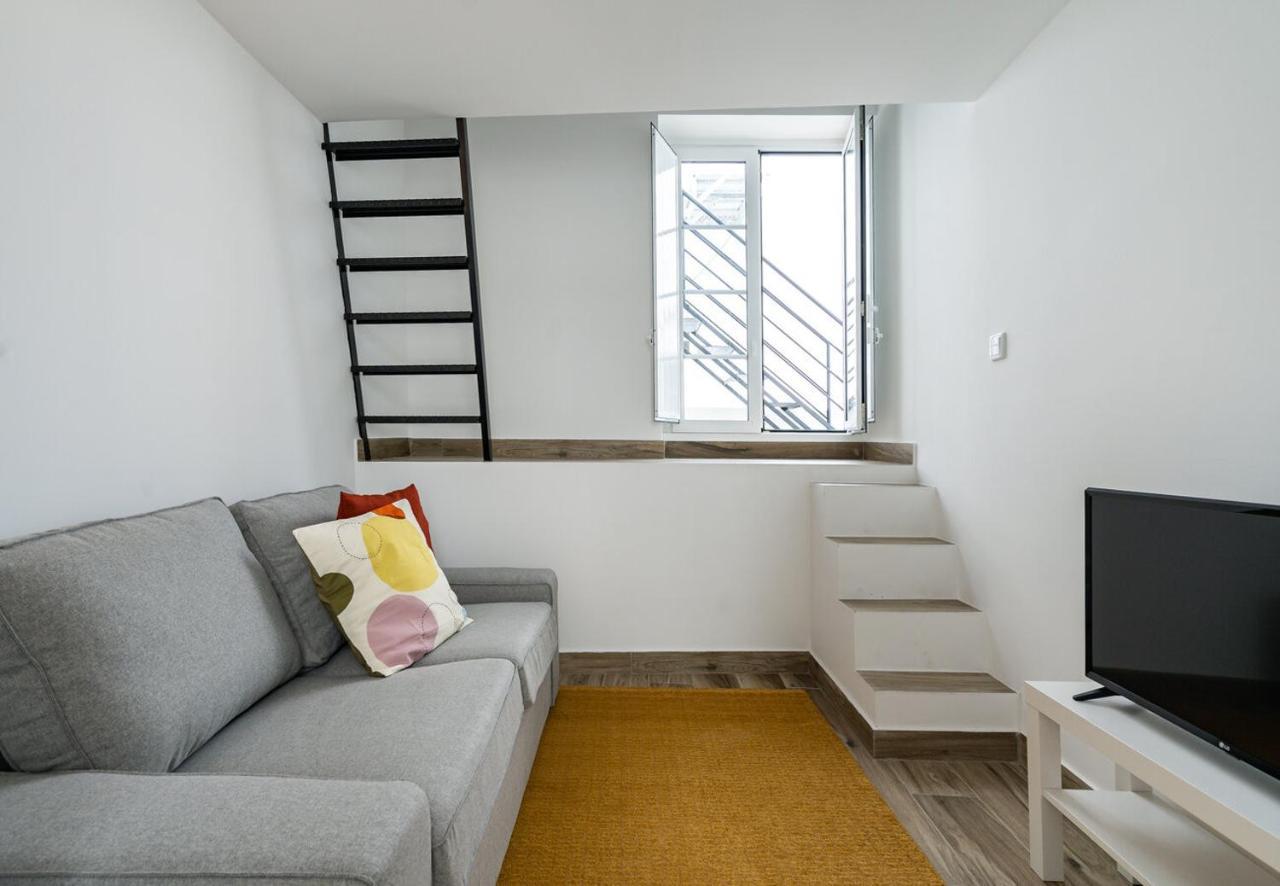 Tia Anica House II - Apartment With Terrace In Central Fuseta Beach Village Buitenkant foto