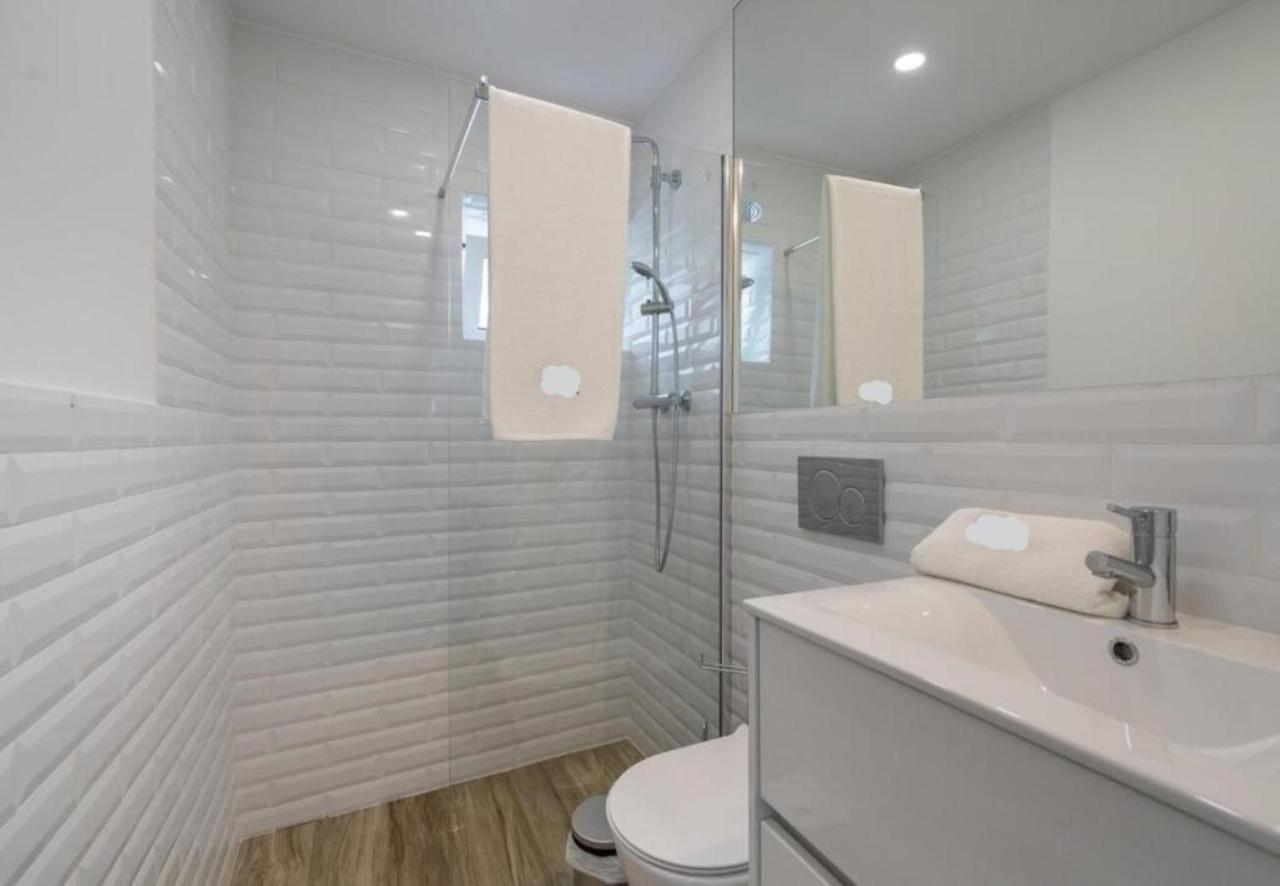 Tia Anica House II - Apartment With Terrace In Central Fuseta Beach Village Buitenkant foto
